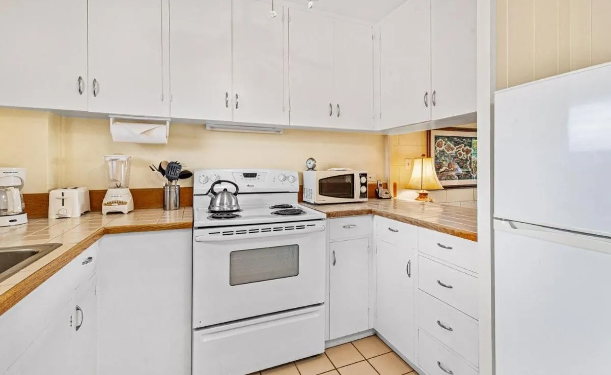 Image 4 of Exquisite Honokowai Palms Unit #A-7