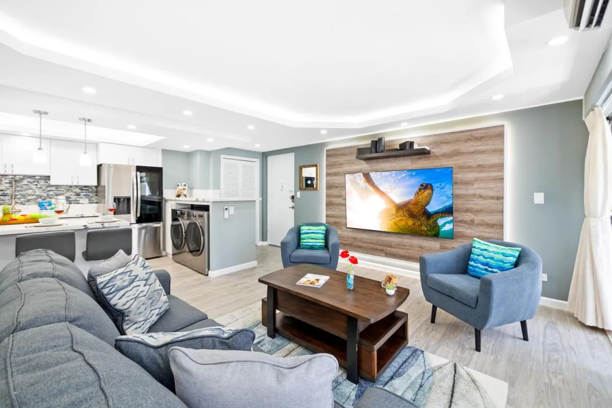 Image 4 of Fully Renovated 2BR and 2BA Near Waikiki Beach with Parking