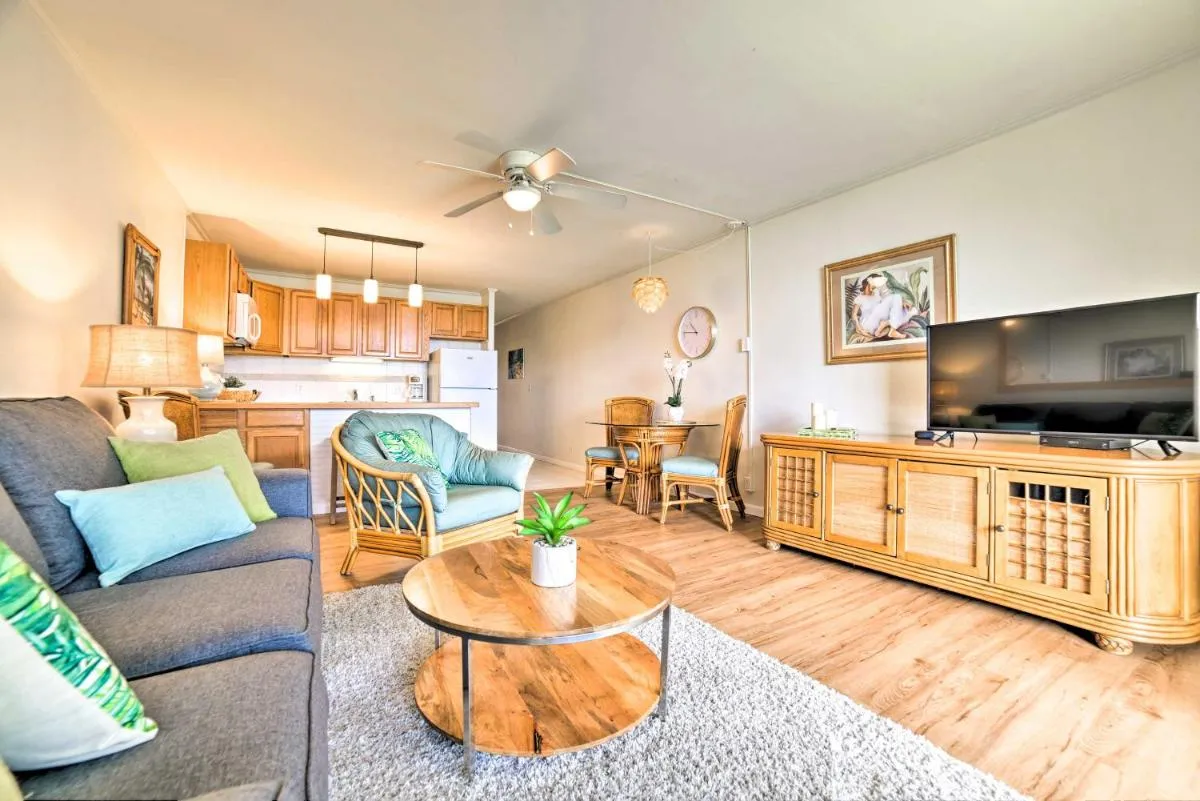 Image 2 of Gorgeous Oceanfront Condo with Spectacular Views!