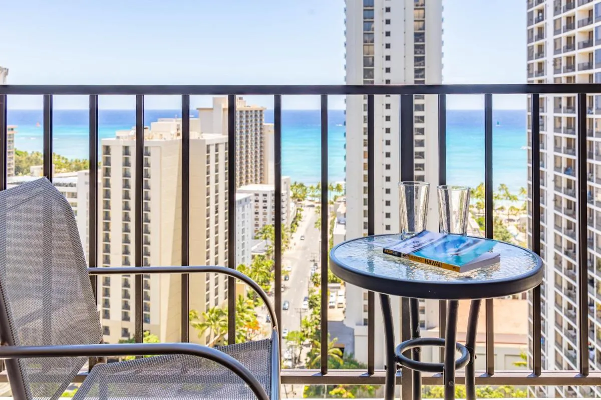 Image 3 of Great Ocean & Diamond Head View Near Waikiki Beach