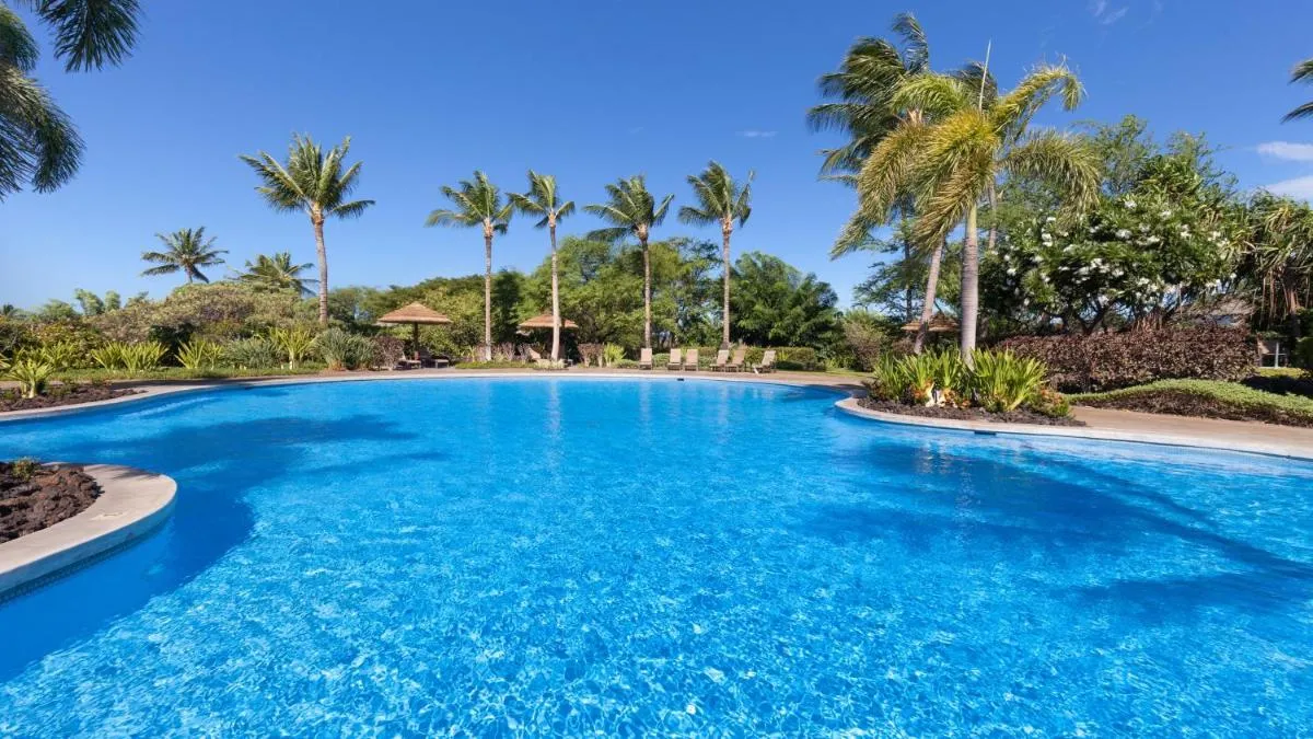 Image 4 of HAWAIIAN DREAM Relaxing KaMilo 3BR Home with Private Beach Club