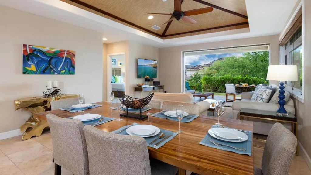 Image of HAWAIIAN DREAM Relaxing KaMilo 3BR Home with Private Beach Club