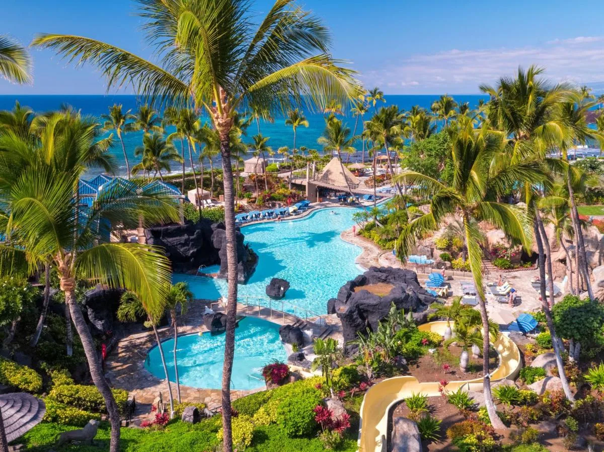 Image 2 of HAWAIIAN DREAM Relaxing KaMilo 3BR Home with Private Beach Club
