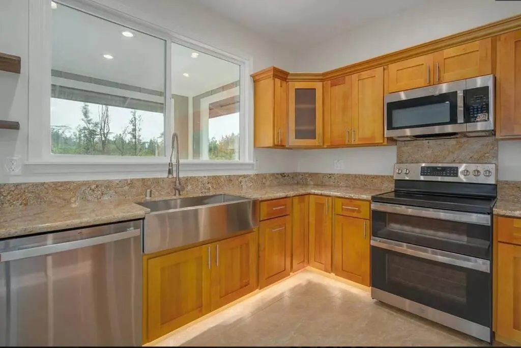 Image 2 of HAWAII PARADISE 3Bd2a Home w Pool and FirePit near Ocean