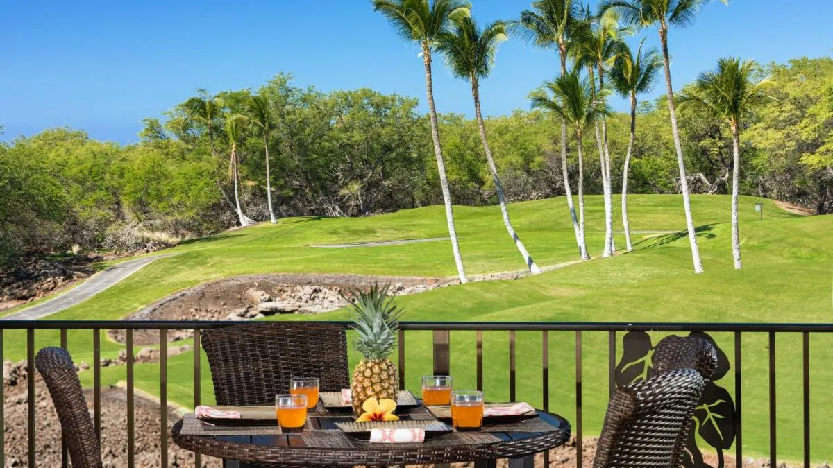 Image 5 of HEAVENLY DAYS Stunning Views from KaMilo 3BR Home with Heated Pool