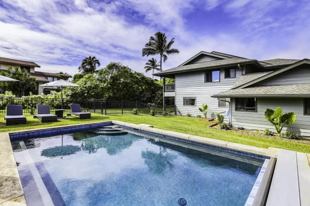 Image of Hale Kaweonui home