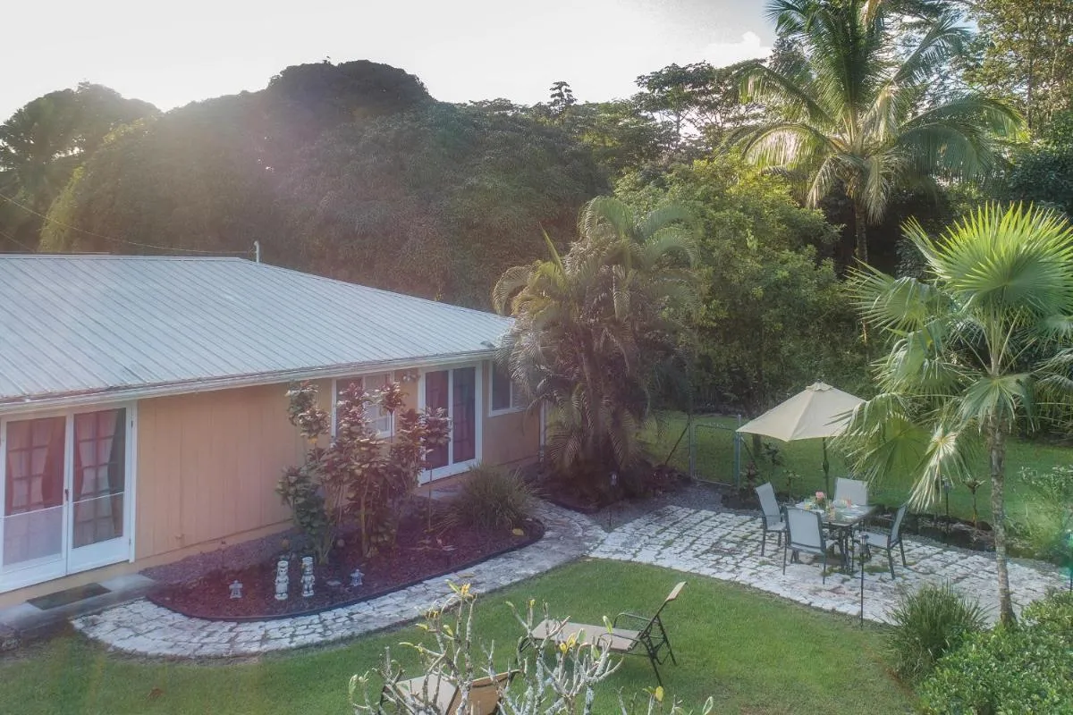 Image 6 of Hale O Makani home