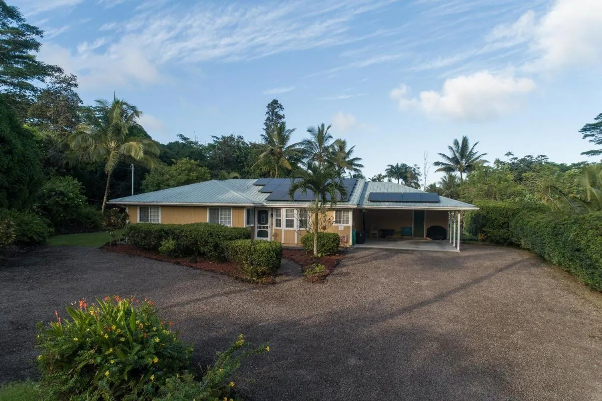 Image 2 of Hale O Makani home