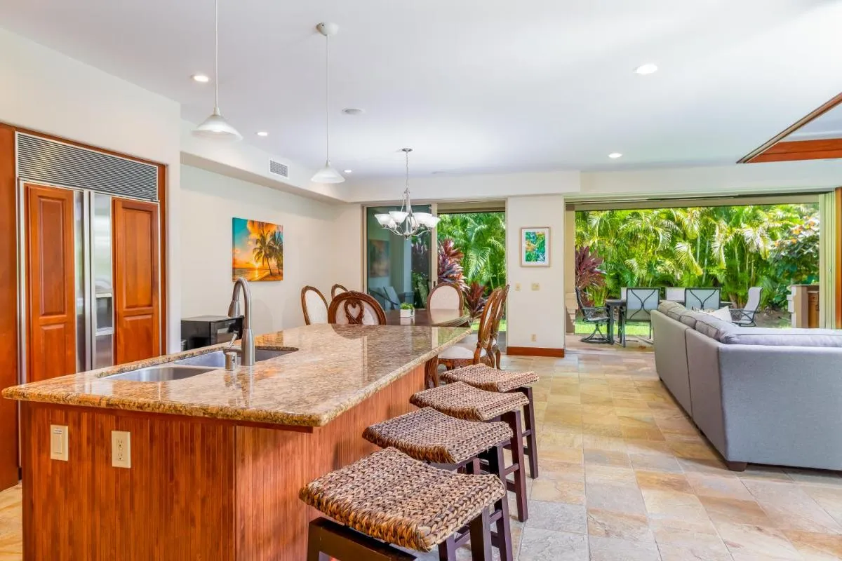 Image 5 of Hale Ohana