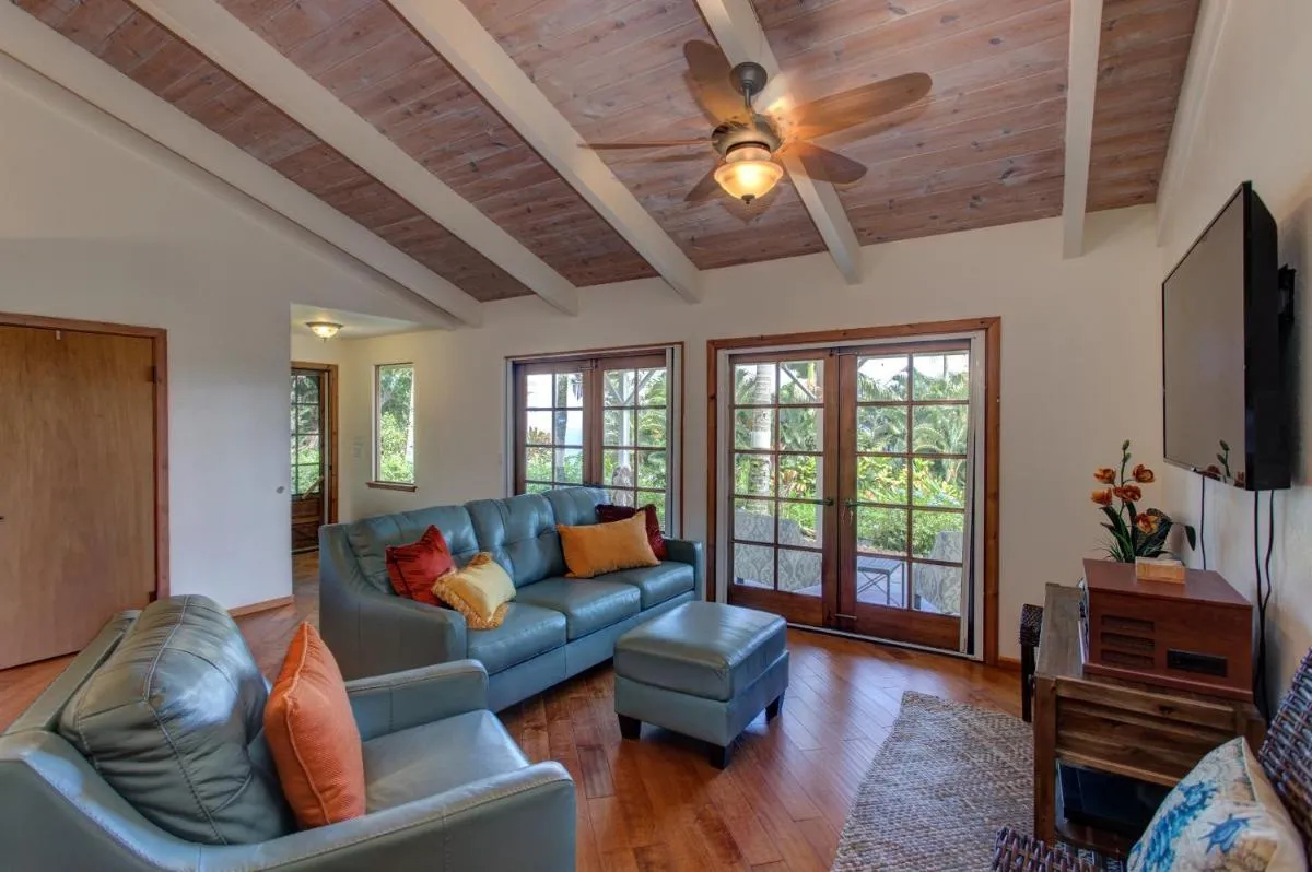Image 6 of Hamakua Pukana La Hale home
