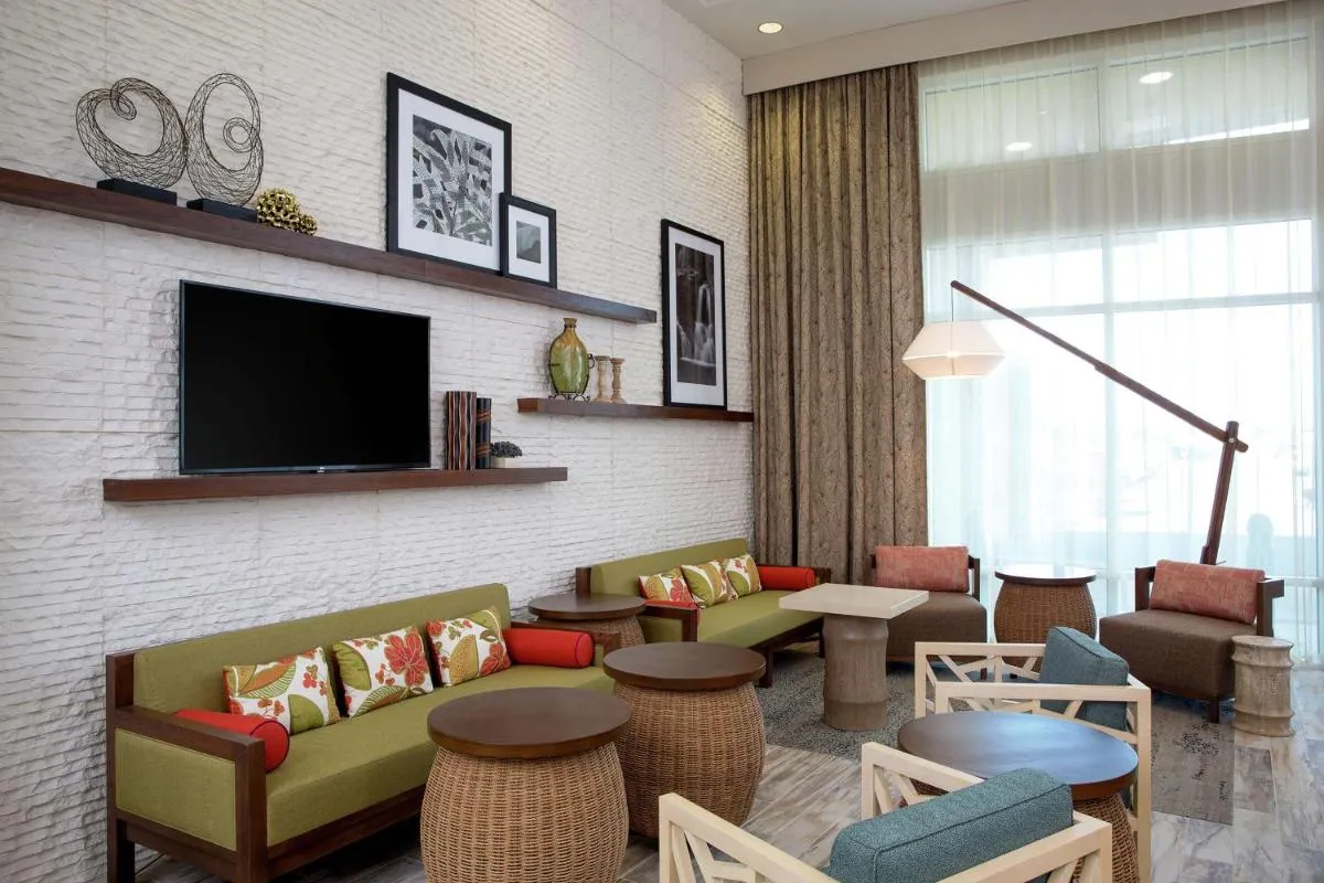 Image 6 of Hampton Inn & Suites Oahu Kapolei – FREE Parking – No Resort Fee
