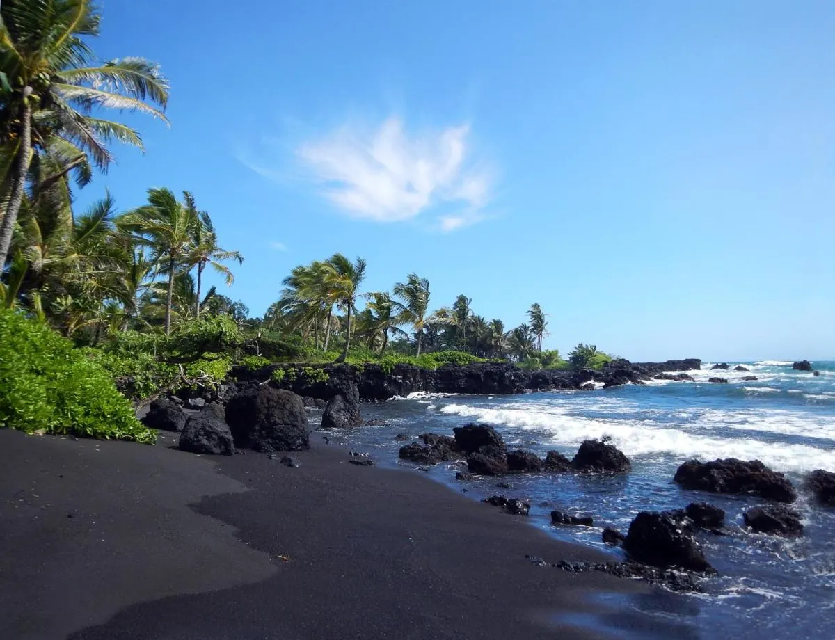 Image 3 of Hana Kai Maui – #101 Kaʻuiki premium oceanview 1 BR