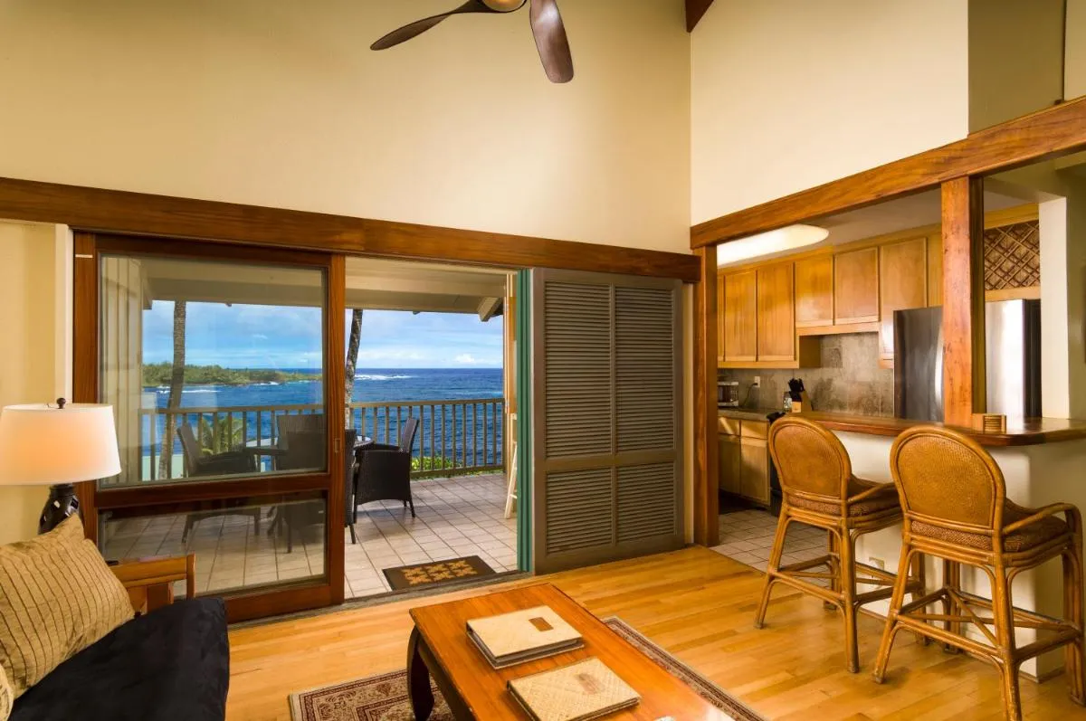 Image 4 of Hana Kai Maui – #203 Lanakila upper floor 1 BR
