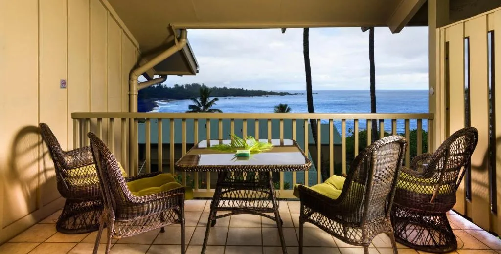 Image of Hana Kai Maui – #205 Mokuhano, upper floor studio