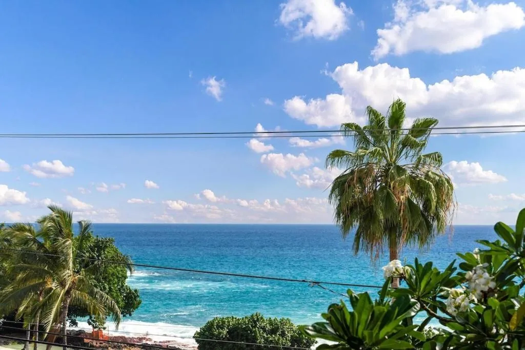Image 4 of Hawaiian-Style Oceanview Across the Street from Historic Magic Sands Beach Park – White Sands Village 202