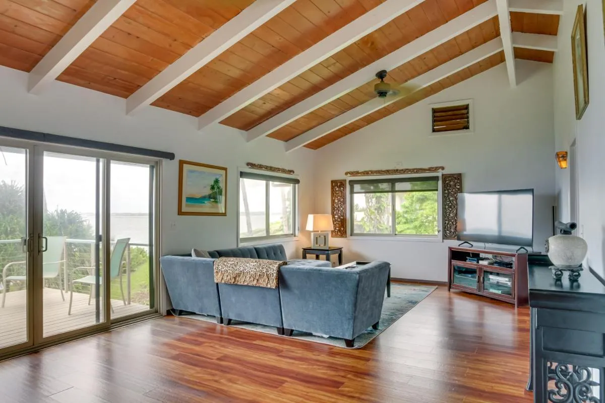 Image 1 of Hilo Home with Private Deck and Stunning Ocean Views!