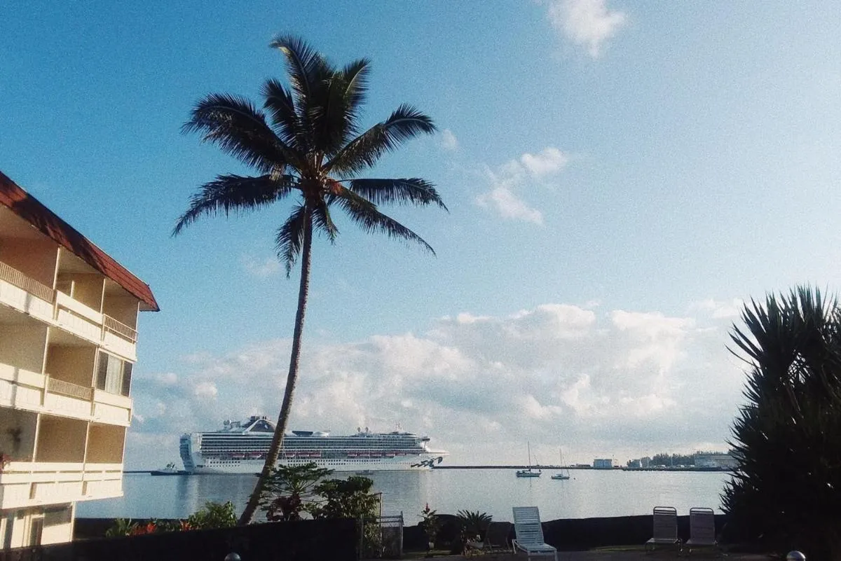 Image 3 of Hilo Reeds Bay Hotel