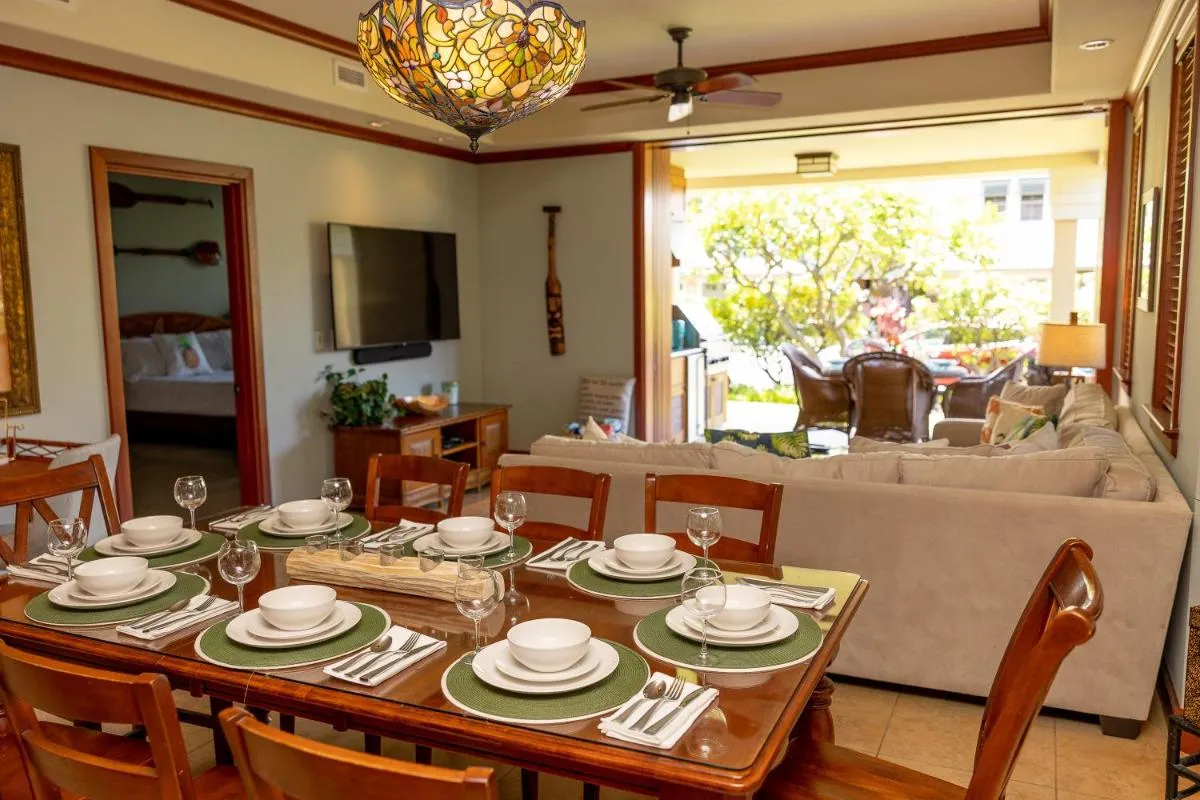 Image 3 of Hilton Pool Pass Included, Kolea – Stylish & Comfy Walk to Beach Patio Pool Gym