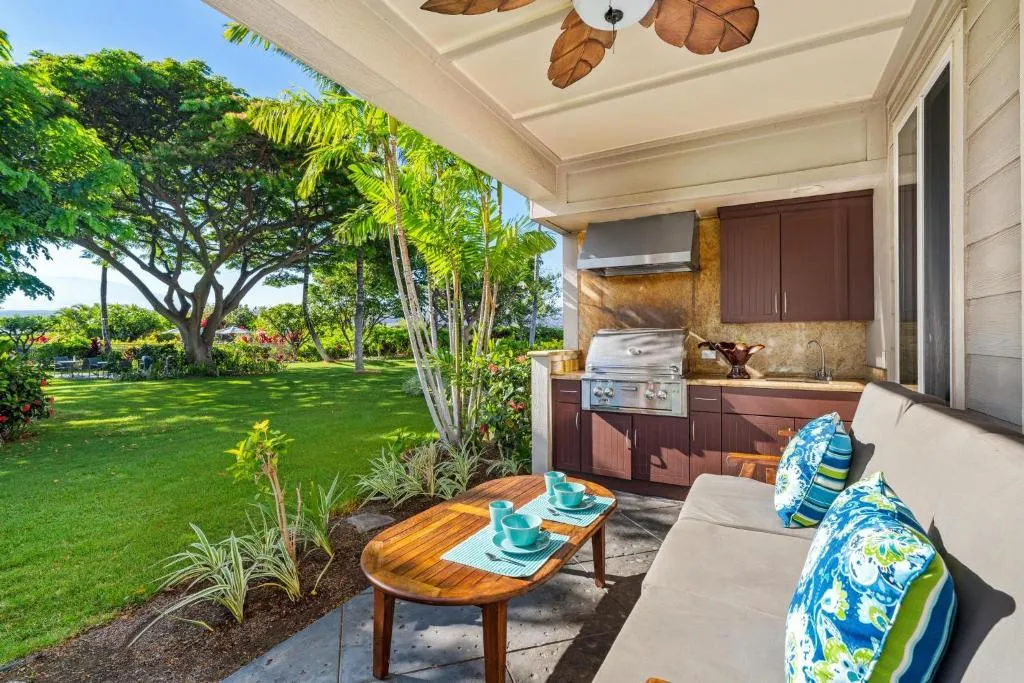 Image of Hilton Waikoloa Pool Pass for 2024 and Waikoloa Kings Club Golf Discount B1 Waikoloa Beach Villas