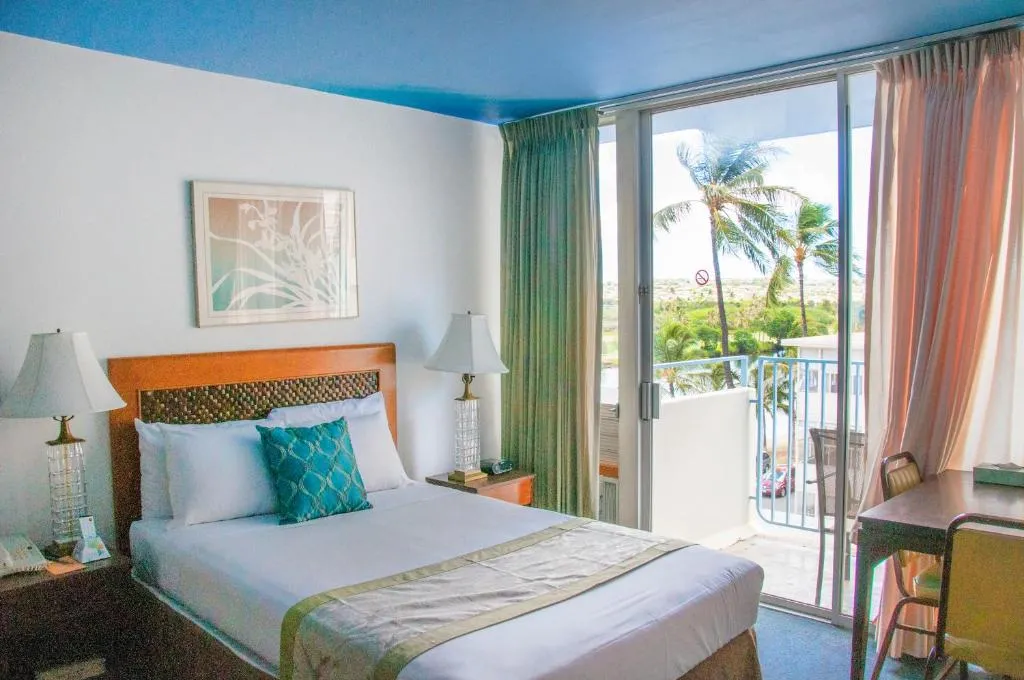Image of Holiday Surf Hotel (with full kitchen)