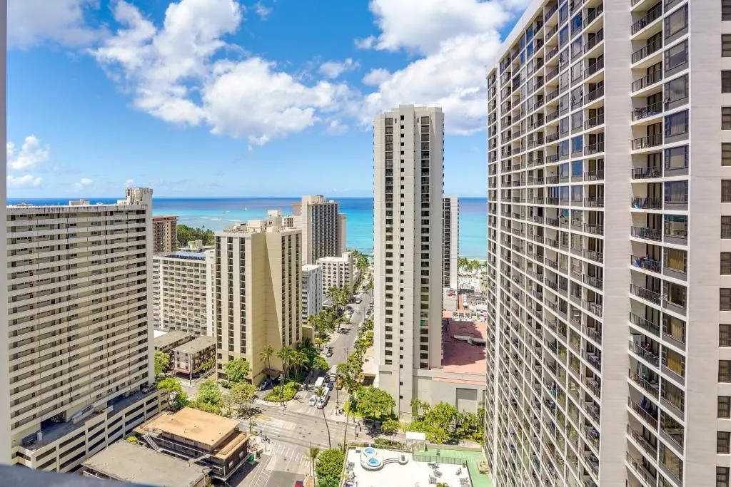 Image of Honolulu Vacation Rental Walk to Waikiki Beach!