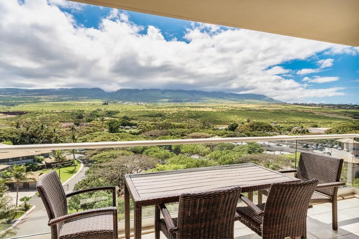 Image 1 of Honua Kai Hokulani 934, Large Lanai, No Carpet, AC