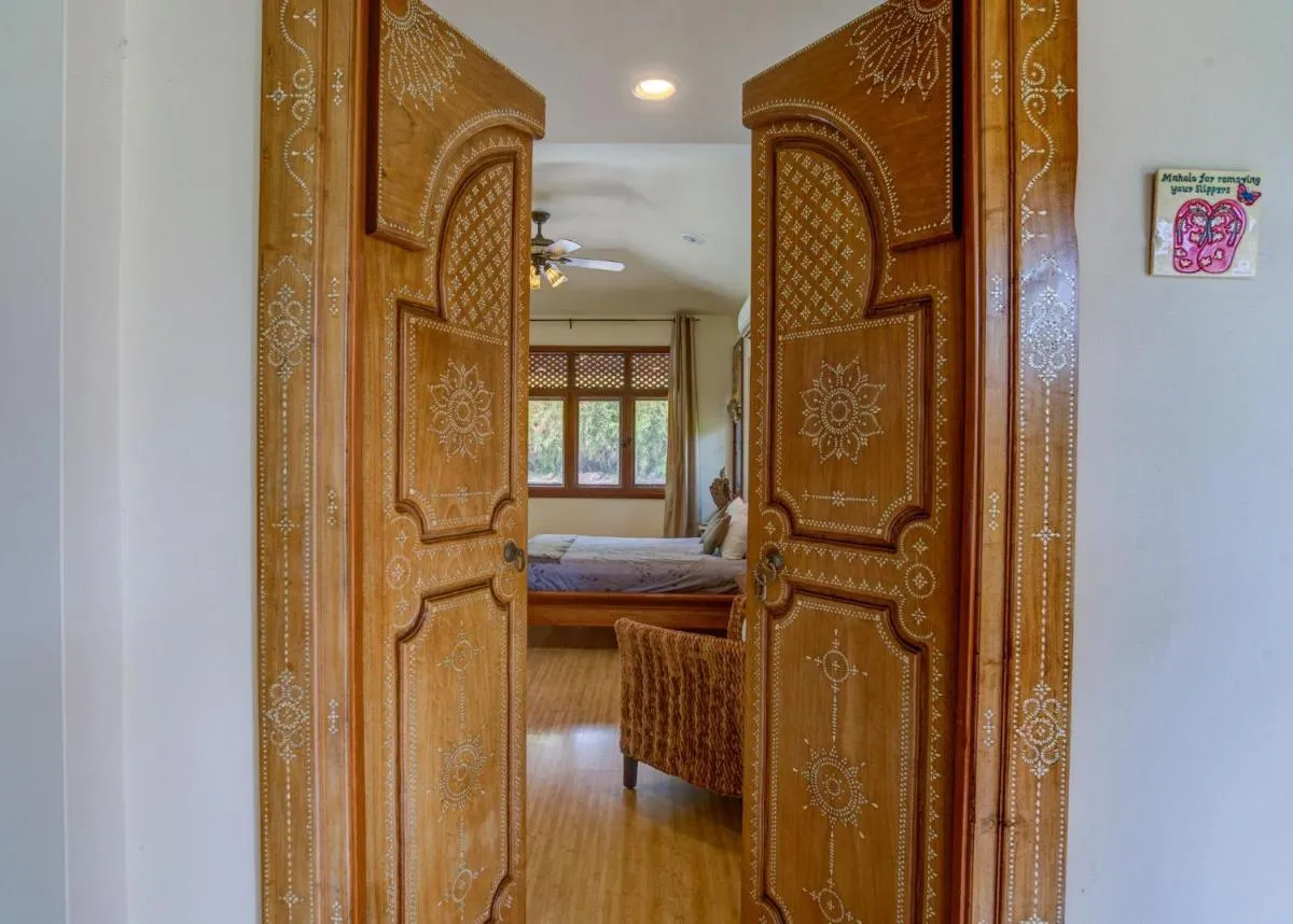 Image 2 of Ho’oilo House