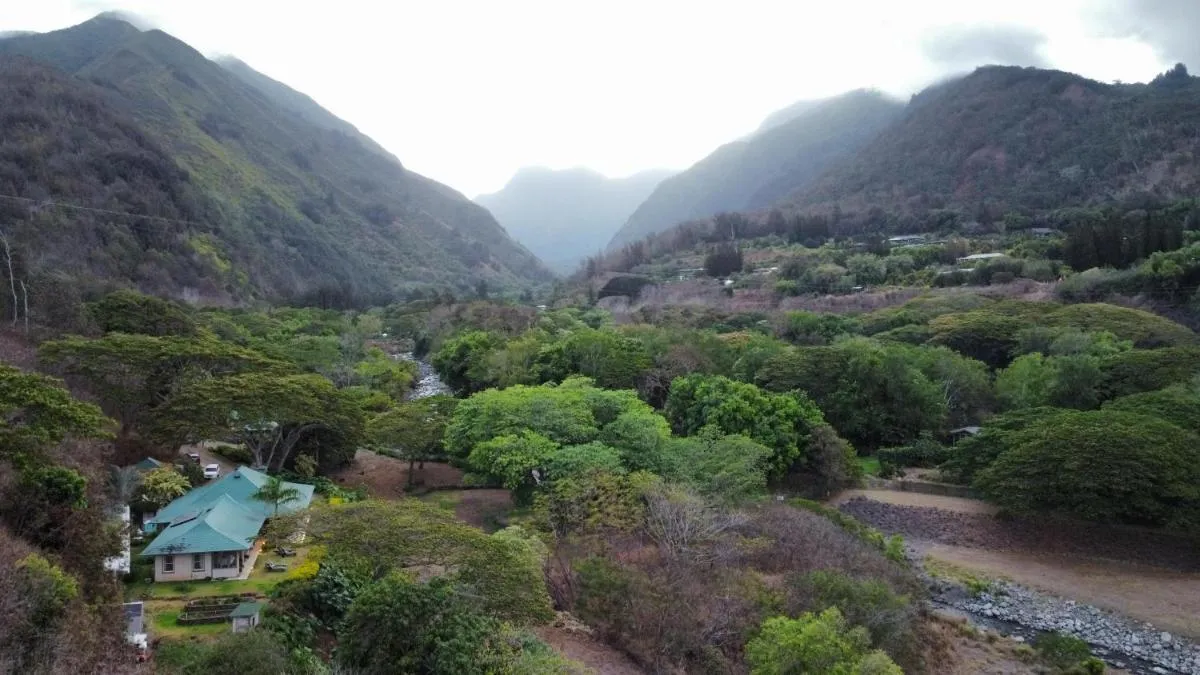 Image 3 of Iao Valley Inn