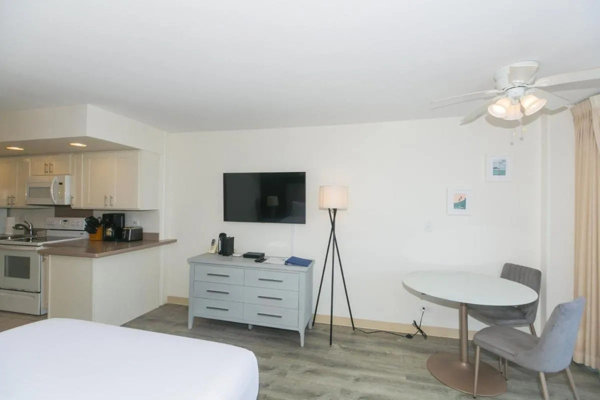 Image 1 of Ilikai Marina 1781 City View Studio