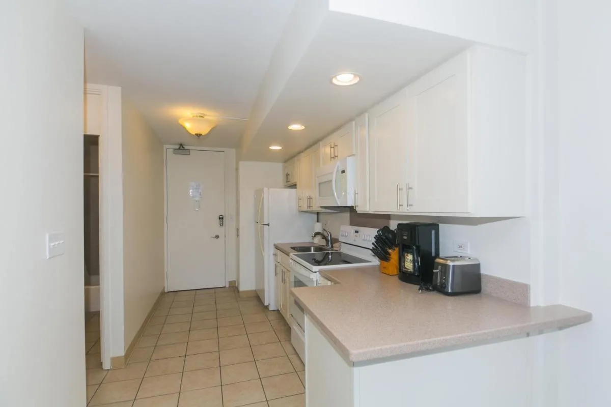 Image 6 of Ilikai Marina 1781 City View Studio