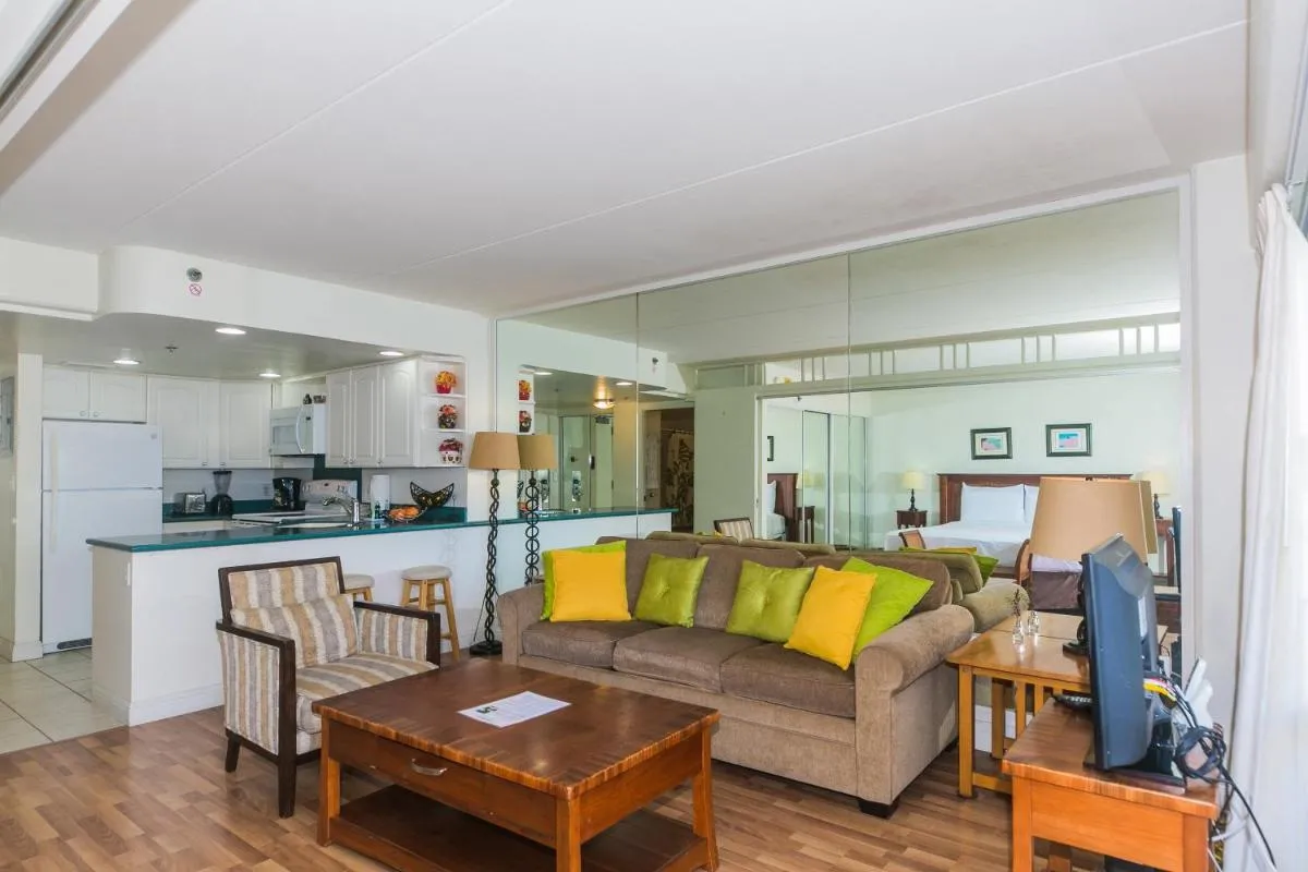 Image 6 of Ilikai Tower 1123 City View 1BR