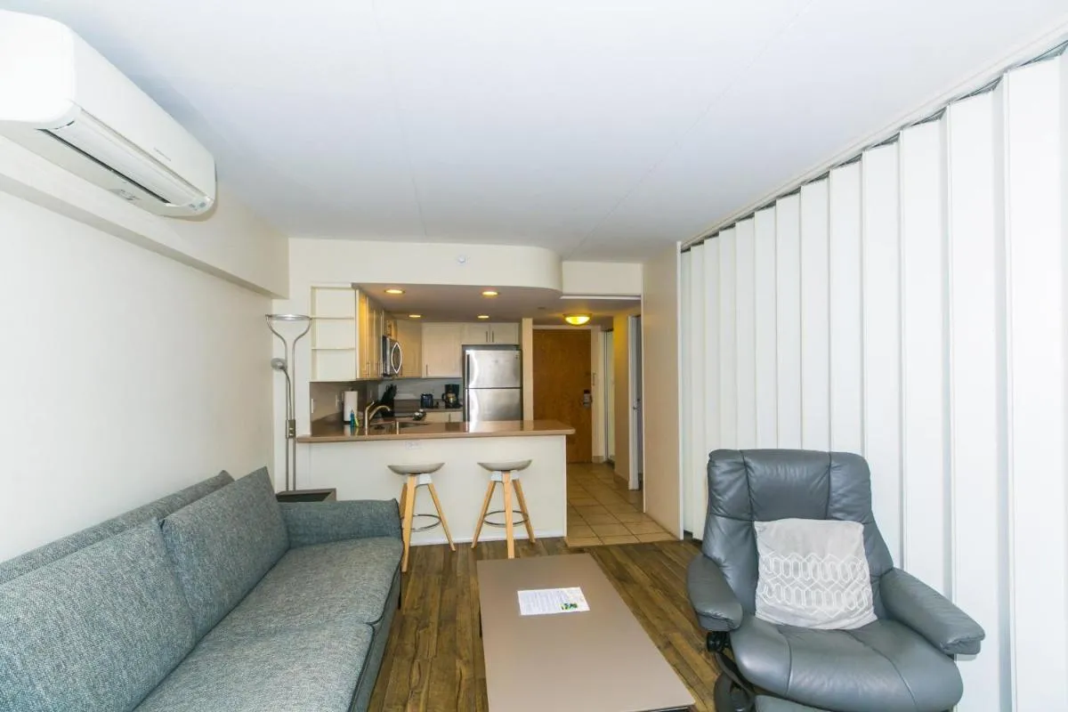 Image 4 of Ilikai Tower 1340 Lagoon View 1BR