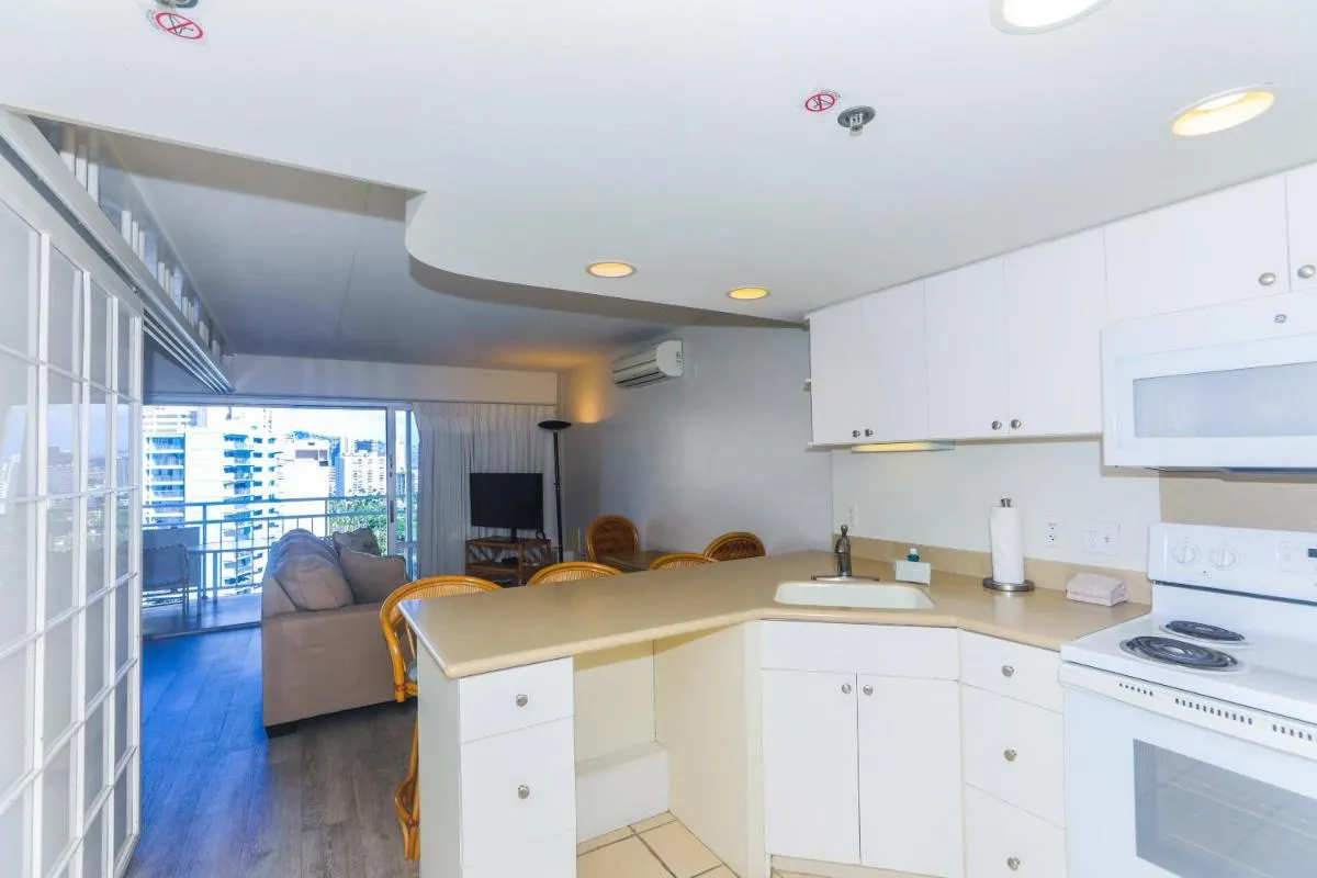 Image 1 of Ilikai Tower 1403 City View 1BR