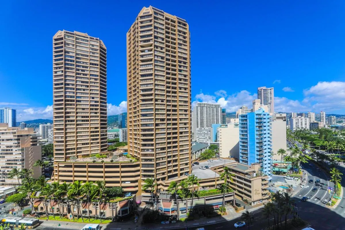 Image 4 of Ilikai Tower 1403 City View 1BR