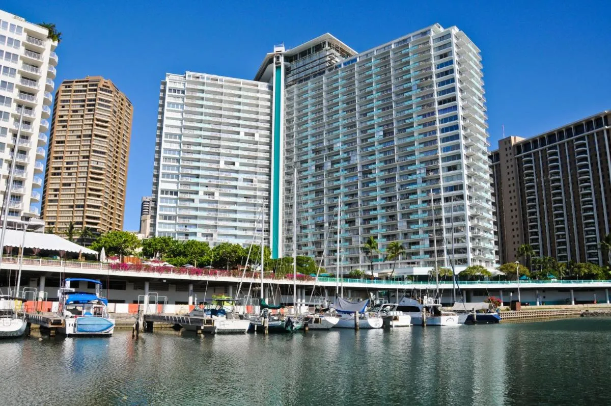 Image 5 of Ilikai Tower 1421 City View 1BR