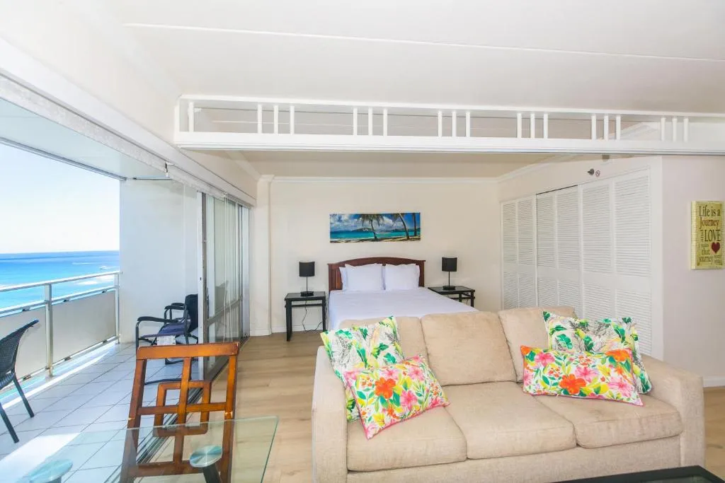 Image of Ilikai Tower 1642 Lagoon View 1BR