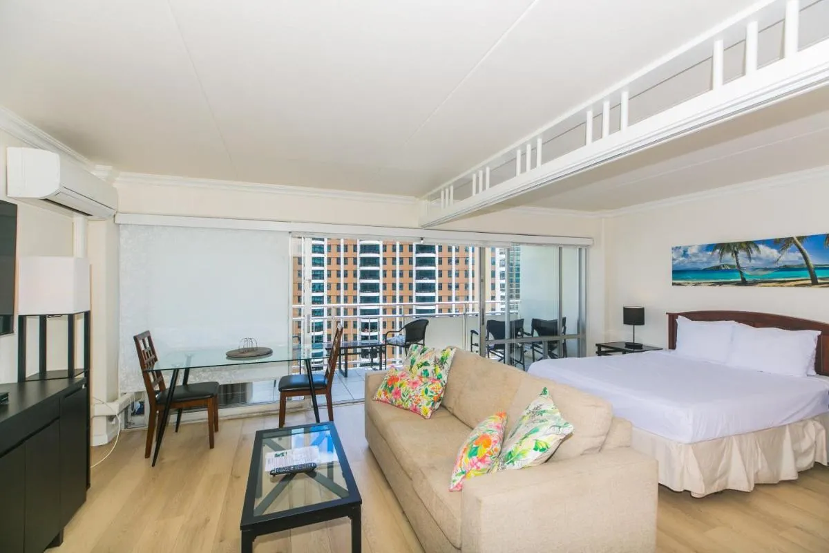 Image 1 of Ilikai Tower 1642 Lagoon View 1BR