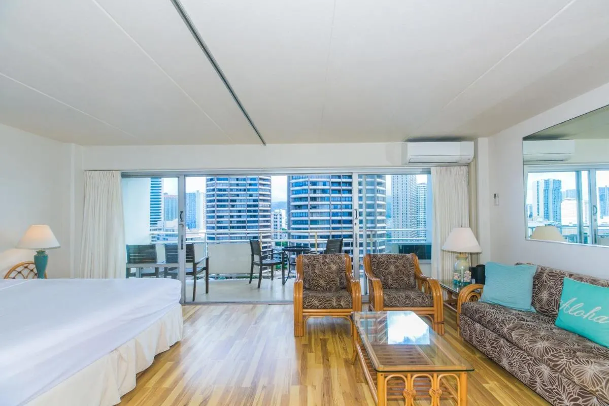 Image 3 of Ilikai Tower 1817 City View 1BR