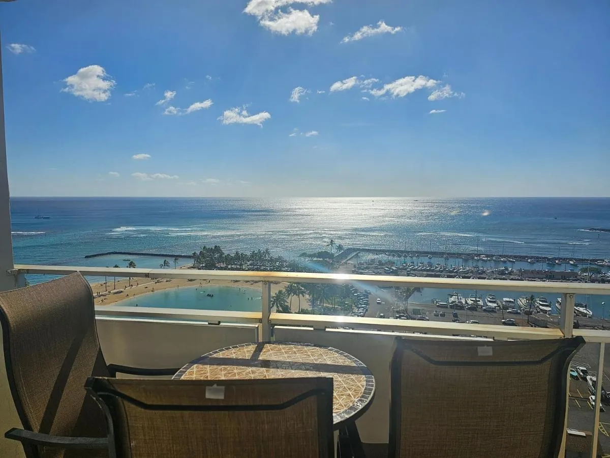 Image 4 of Ilikai Tower 1843 Yacht Harbor View 2BR