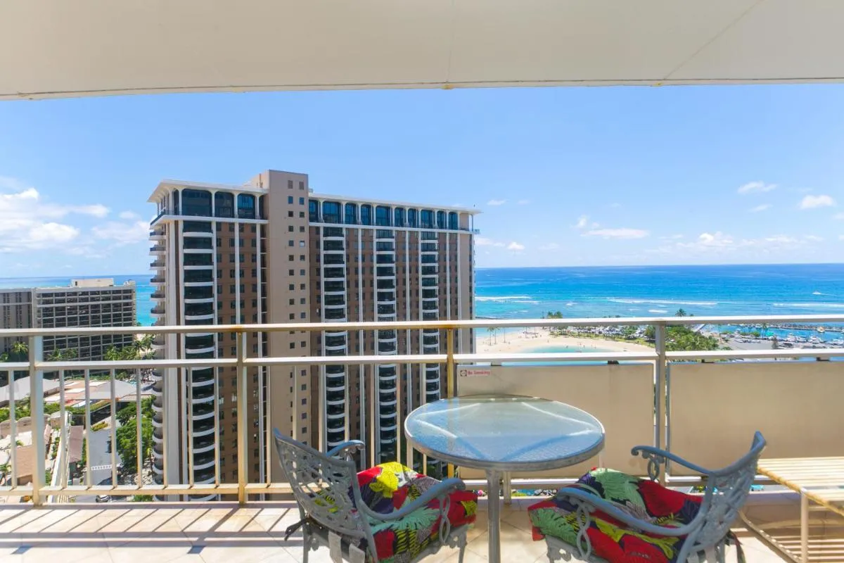 Image 2 of Ilikai Tower 1918 Lagoon View 1BR
