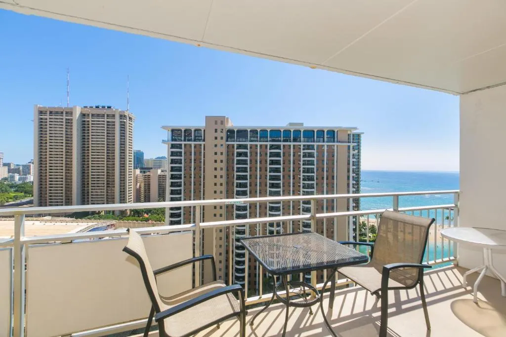 Image of Ilikai Tower 1936 Lagoon View 1BR