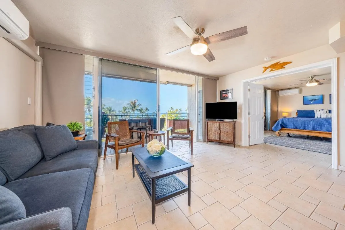 Image 3 of Island Surf 601B
