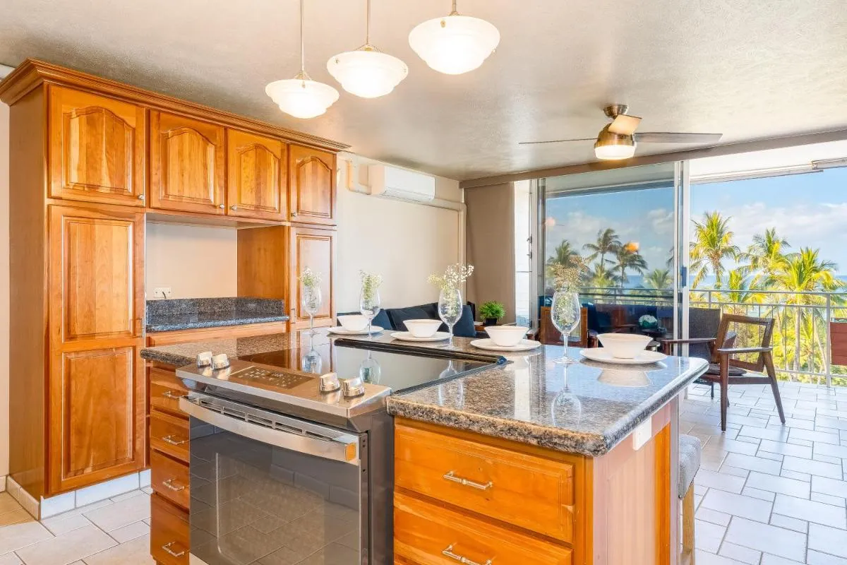Image 6 of Island Surf 601B
