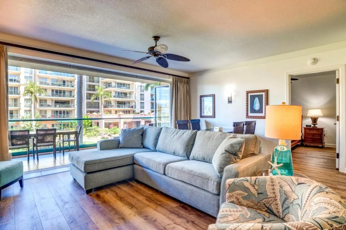 Image 5 of KBM Resorts: Honua Kai Hokulani HKH-211 Large Ocean View Inner Courtyard Includes Rental Car