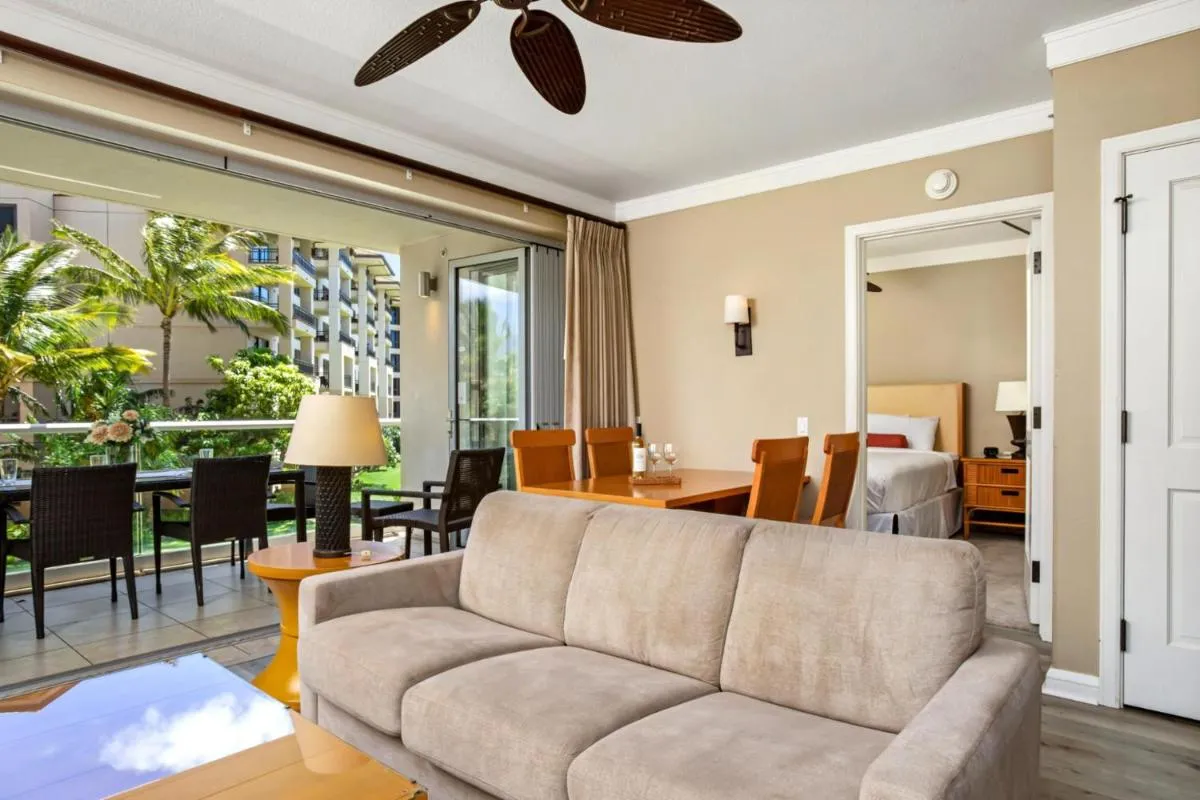 Image 3 of KBM Resorts: Honua Kai Hokulani HKH-216 Ocean Views Beautiful Sunsets Includes Rental Car