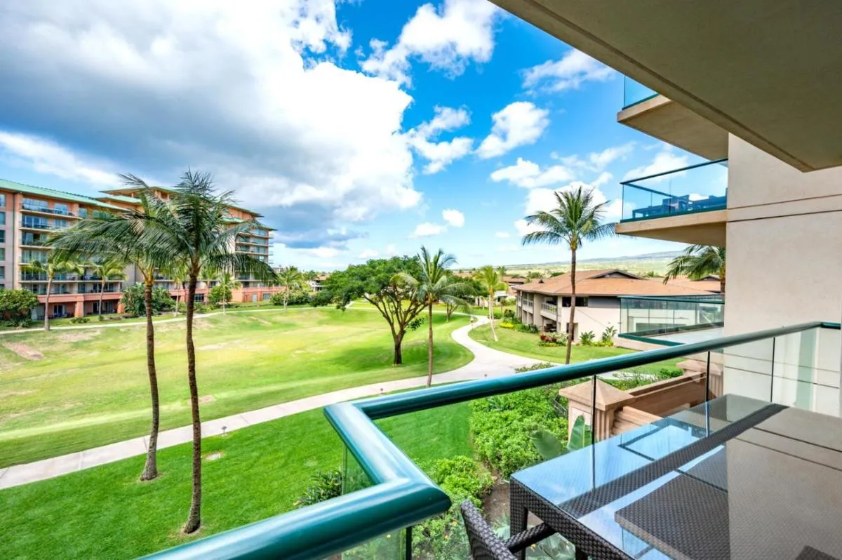 Image 5 of KBM Resorts: Honua Kai Hokulani HKH-338 Partial Ocean Views Remodeled Includes Rental Car