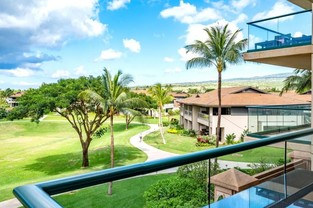 Image of KBM Resorts: Honua Kai Hokulani HKH-338 Partial Ocean Views Remodeled Includes Rental Car