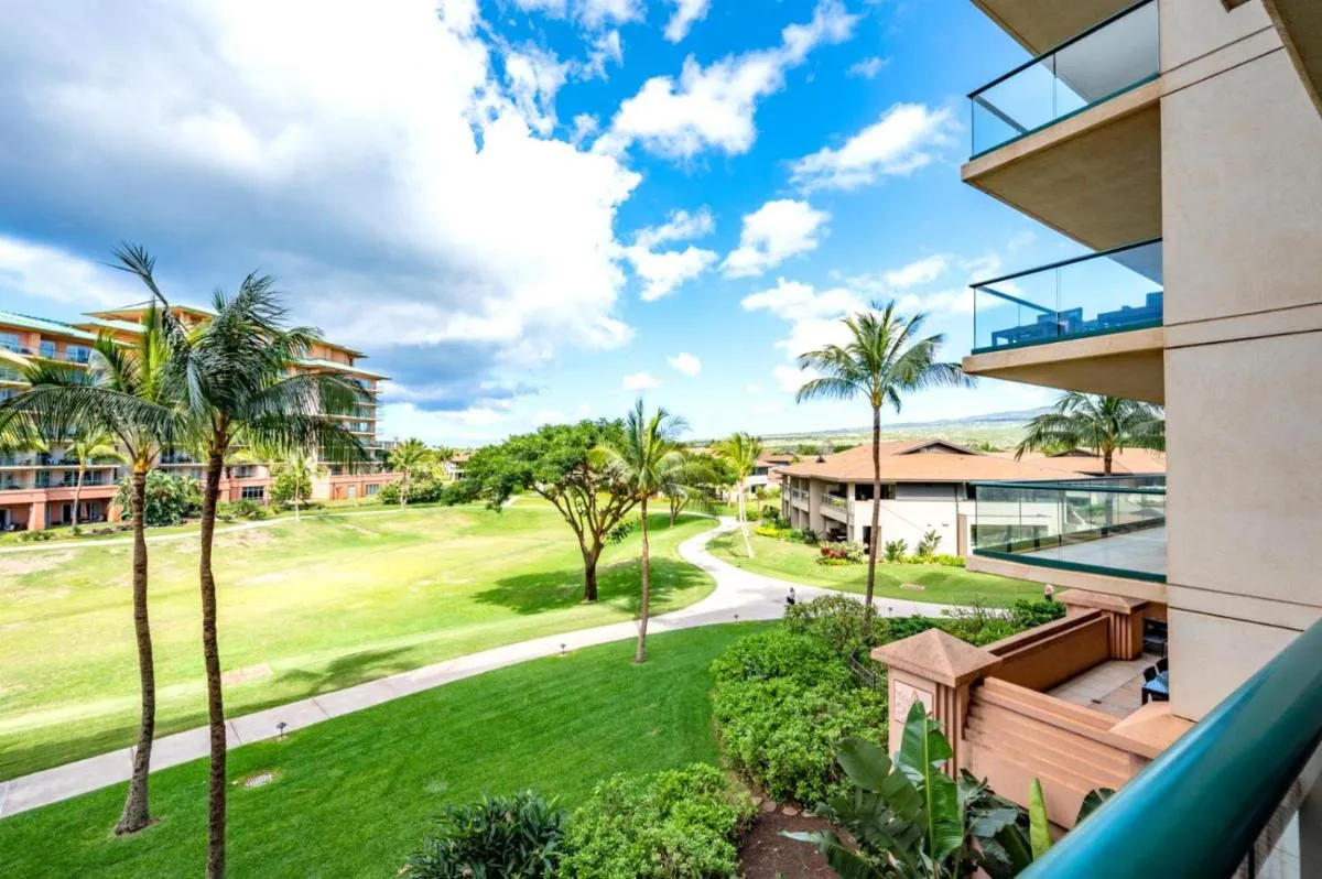 Image 2 of KBM Resorts: Honua Kai Hokulani HKH-338 Partial Ocean Views Remodeled Includes Rental Car