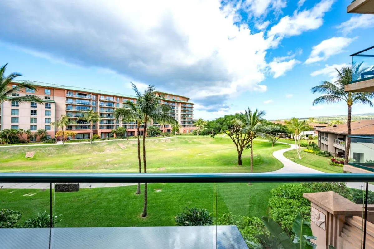 Image 4 of KBM Resorts: Honua Kai Hokulani HKH-338 Partial Ocean Views Remodeled Includes Rental Car