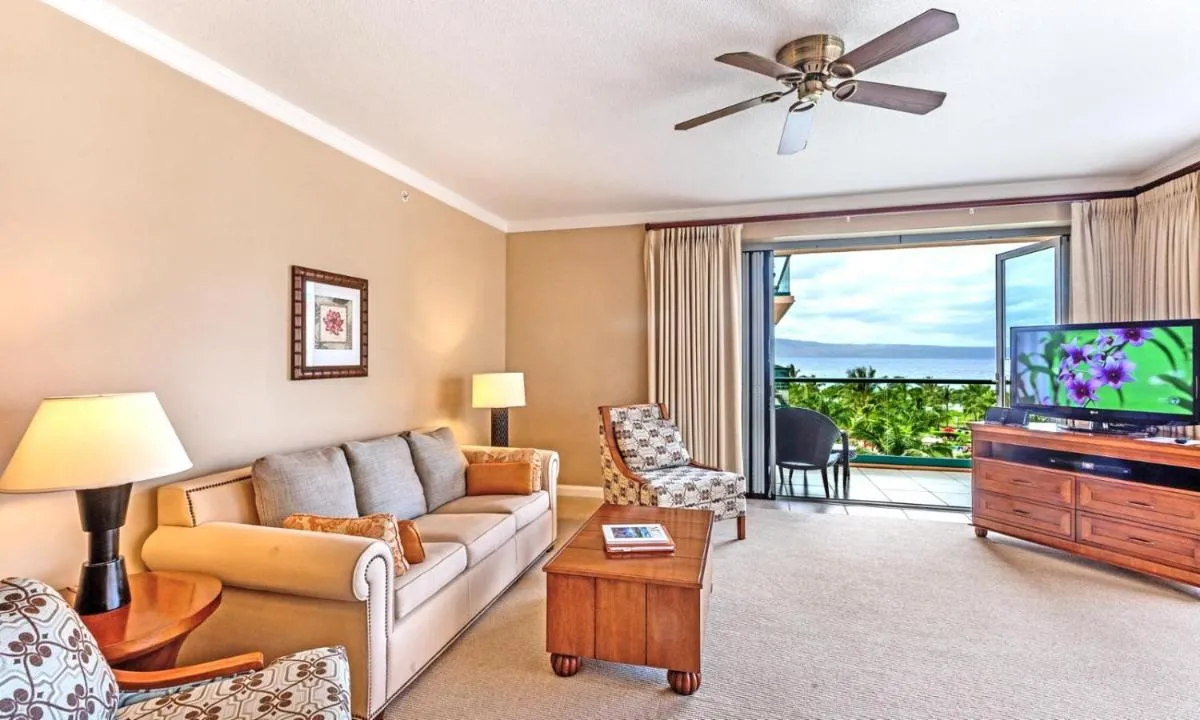 Image 5 of KBM Resorts: Honua Kai Konea HKK-513 Large Wrap Around Lanai Ocean View Includes Rental Car